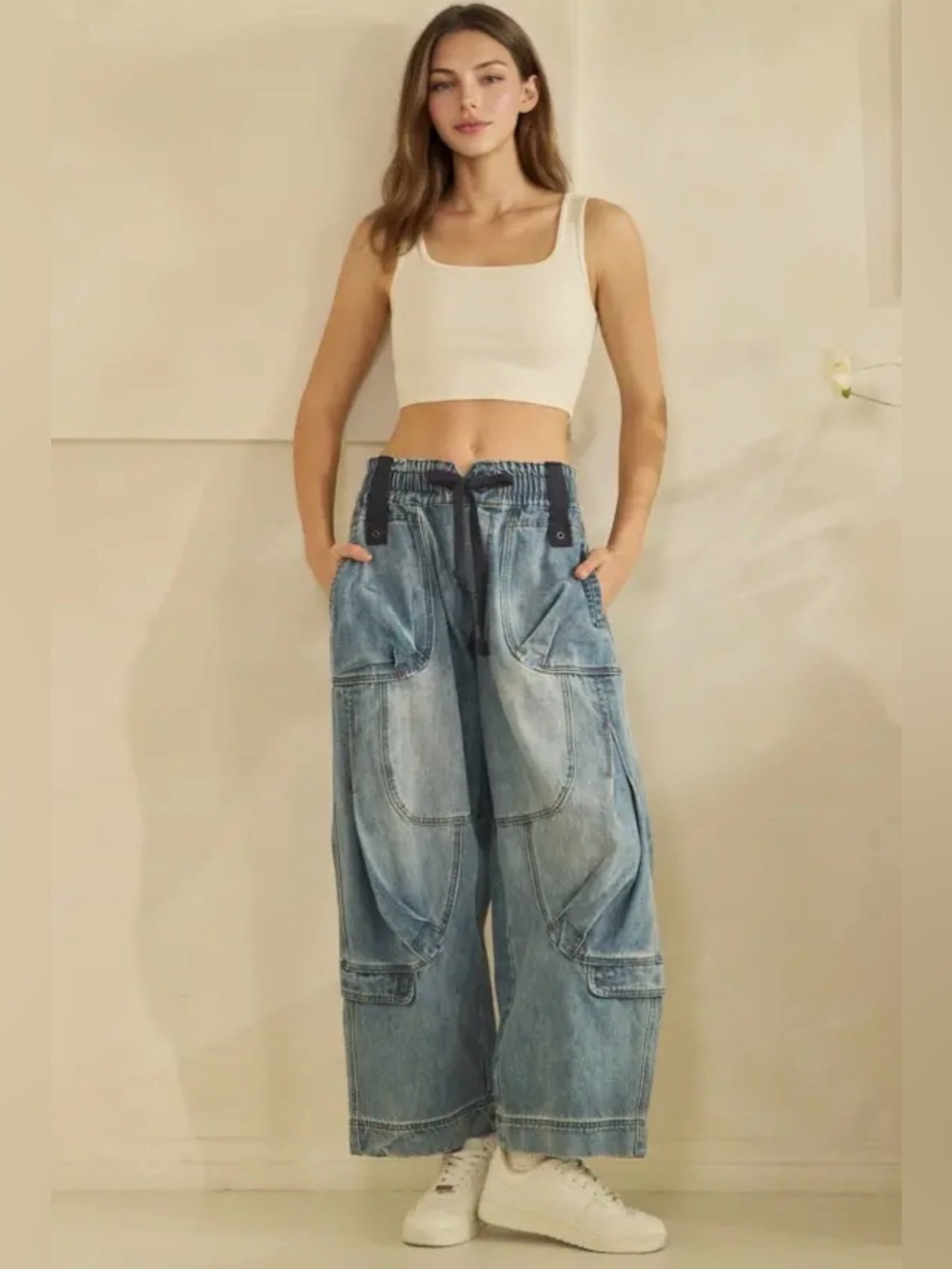 NEW Oli & Hali Detailed Barrel Denim Jeans - Picture 2 of 7